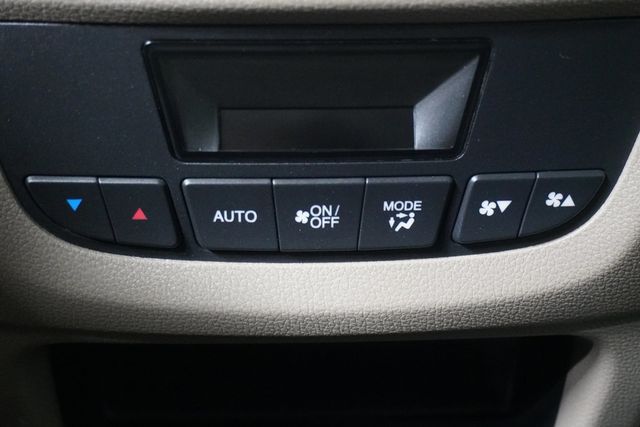 2017 Honda Pilot EX-L 2WD - 23009979 - 14