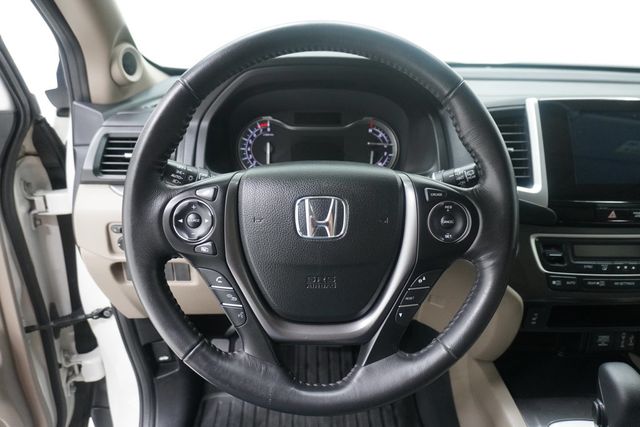 2017 Honda Pilot EX-L 2WD - 23009979 - 17