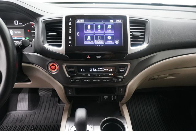 2017 Honda Pilot EX-L 2WD - 23009979 - 22
