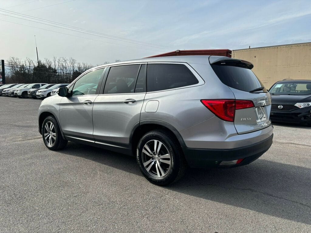 2017 Honda Pilot EX-L 2WD - 22777166 - 3