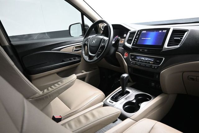 2017 Honda Pilot EX-L 2WD - 23048858 - 12