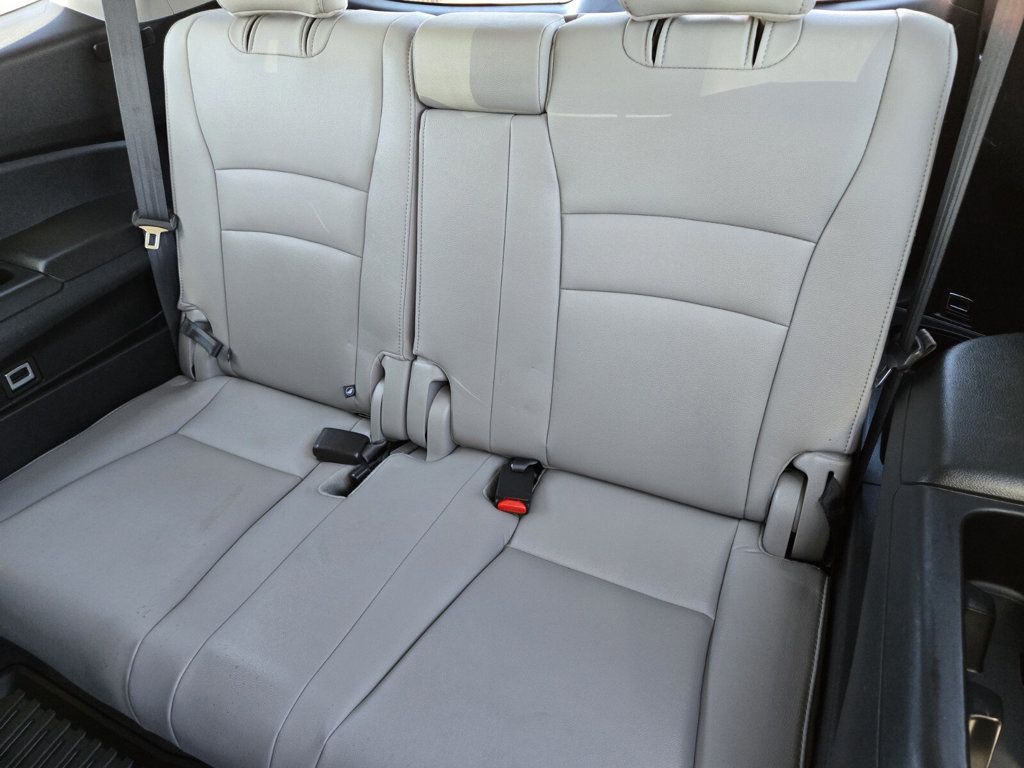 2017 Honda Pilot EX-L AWD - 22914866 - 10