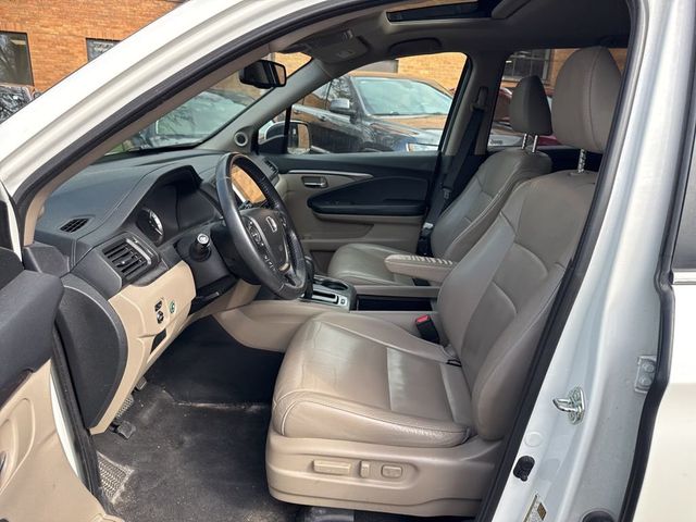 2017 Honda Pilot EX-L AWD - 23011649 - 16