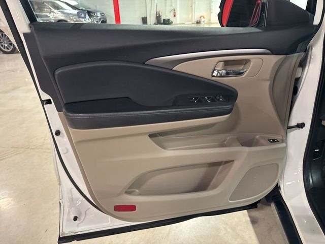 2017 Honda Pilot EX-L AWD - 23011649 - 29