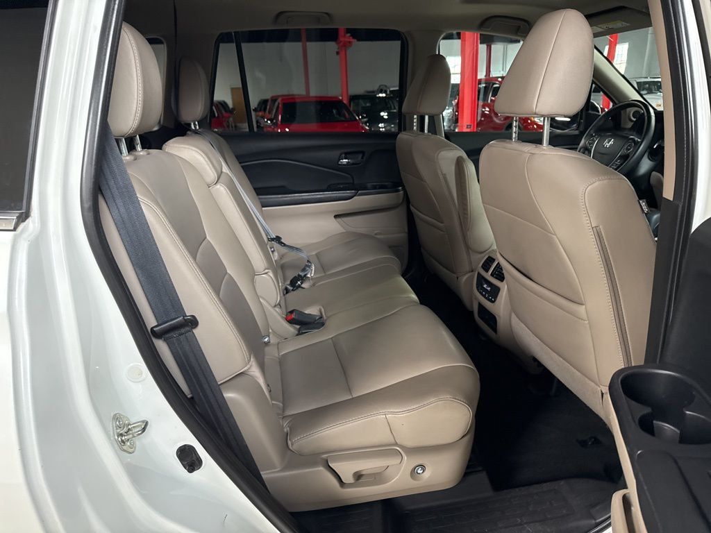 2017 Honda Pilot EX-L AWD - 23011649 - 40
