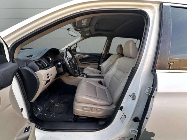 2017 Honda Pilot EX-L AWD - 22934058 - 11