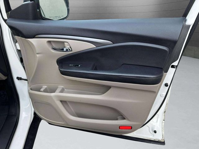 2017 Honda Pilot EX-L AWD - 22934058 - 33