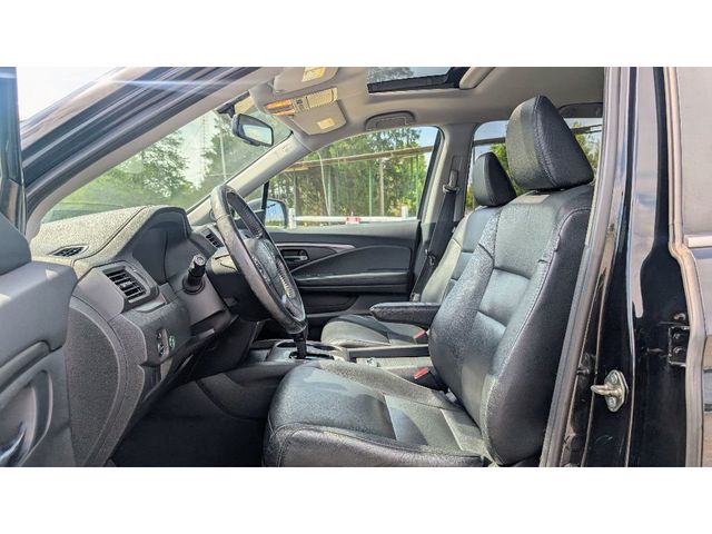 2017 Honda Pilot EX-L AWD - 22905192 - 13