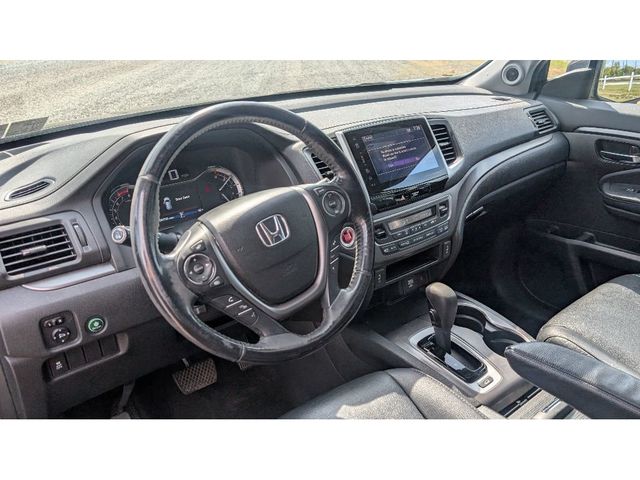 2017 Honda Pilot EX-L AWD - 22905192 - 19