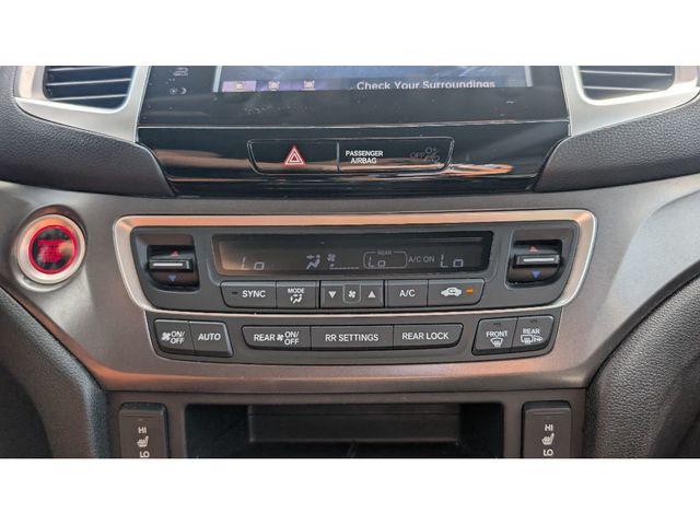 2017 Honda Pilot EX-L AWD - 22905192 - 28