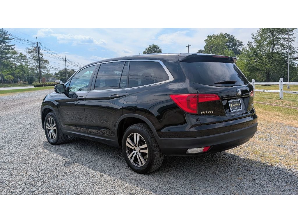 2017 Honda Pilot EX-L photo 5
