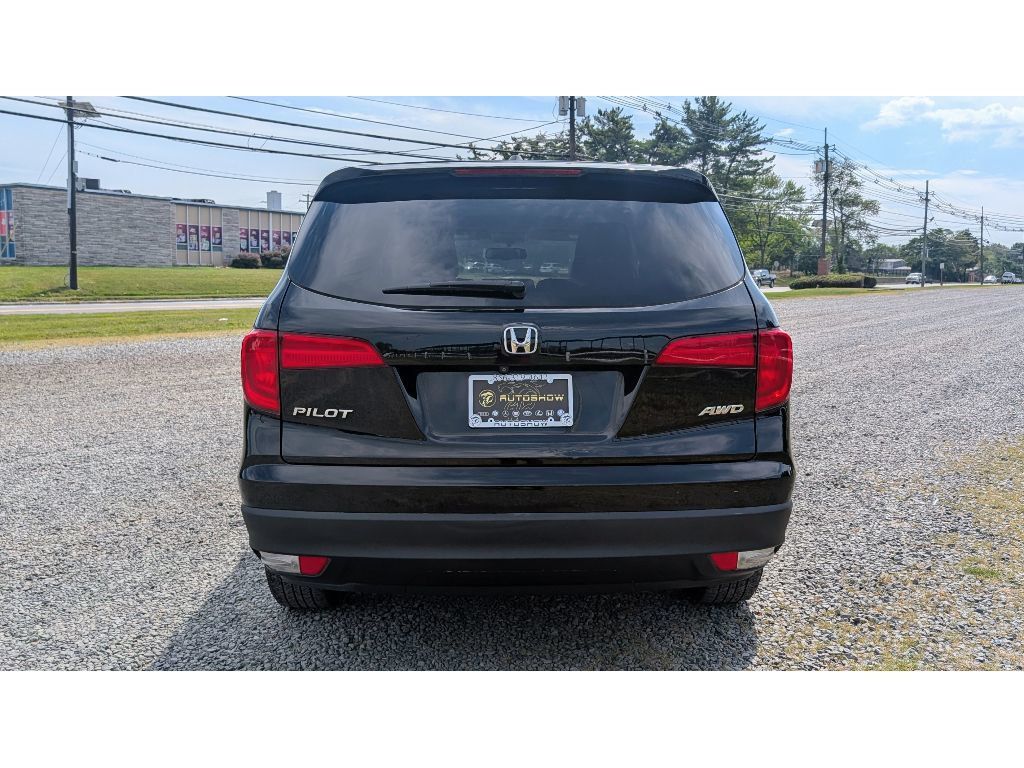 2017 Honda Pilot EX-L photo 6