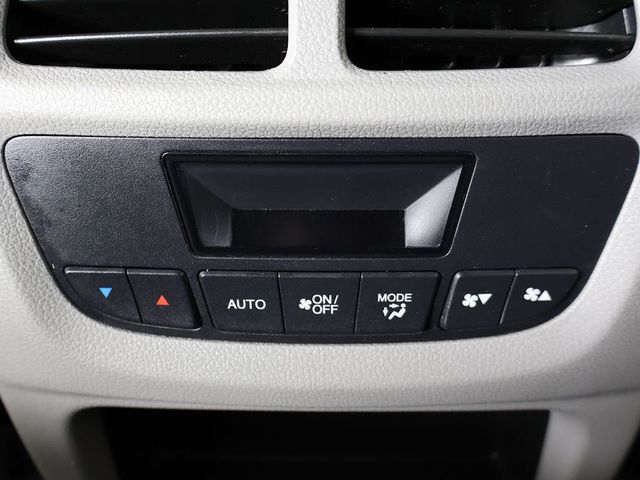 2017 Honda Pilot EX-L AWD - 23082315 - 32