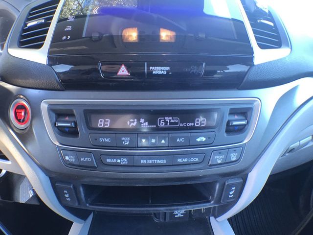 2017 Honda Pilot EX-L w/Honda Sensing 2WD - 22739359 - 18