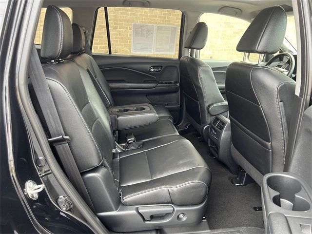 2017 Honda Pilot EX-L w/Navigation AWD - 22947290 - 19