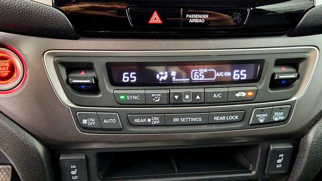 2017 Honda Pilot EX-L w/Navigation AWD - 23089276 - 17