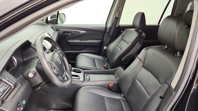 2017 Honda Pilot EX-L w/Navigation AWD - 23089276 - 19