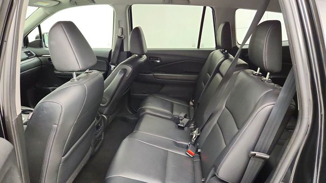 2017 Honda Pilot EX-L w/Navigation AWD - 23089276 - 20
