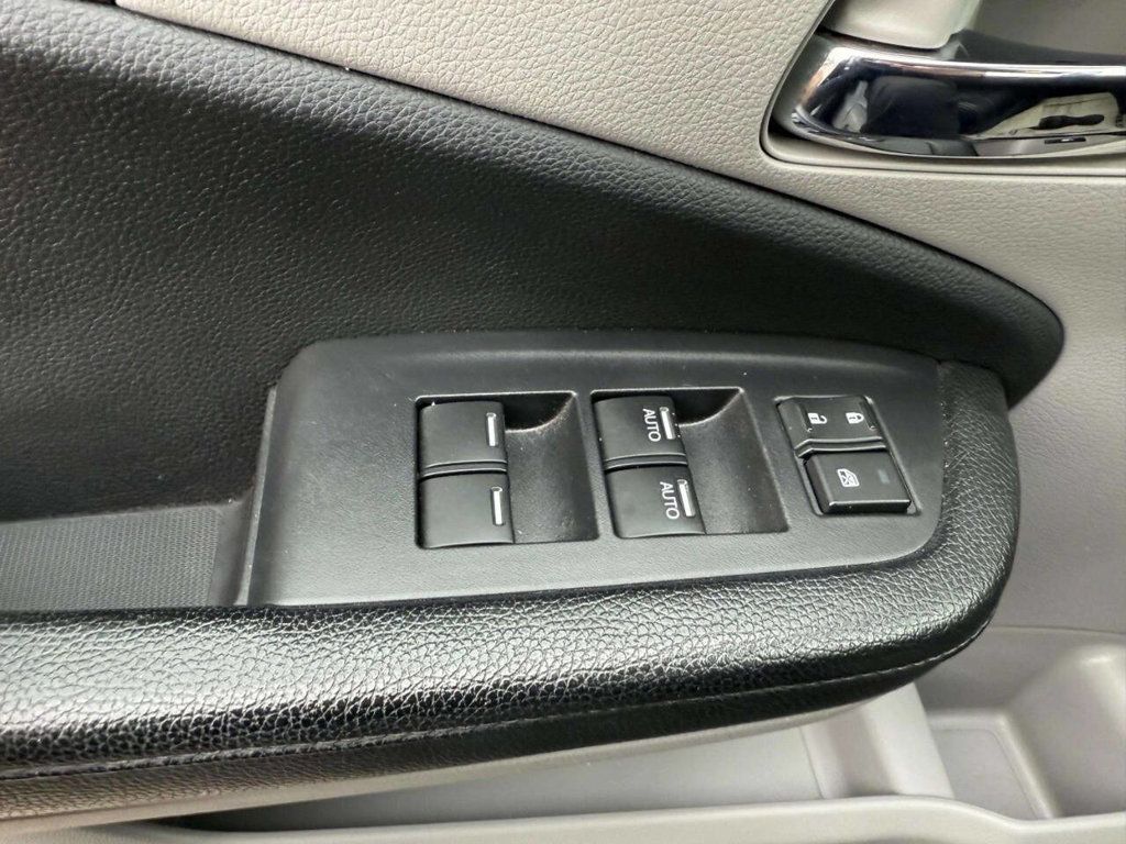 2017 Honda Pilot LX 2WD - 22931358 - 25