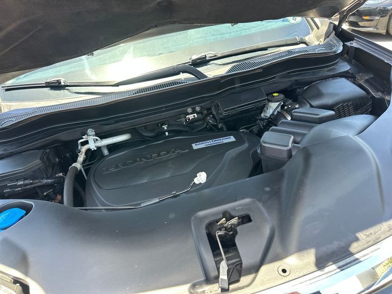 2017 Honda Pilot Touring 2WD - 23051435 - 20