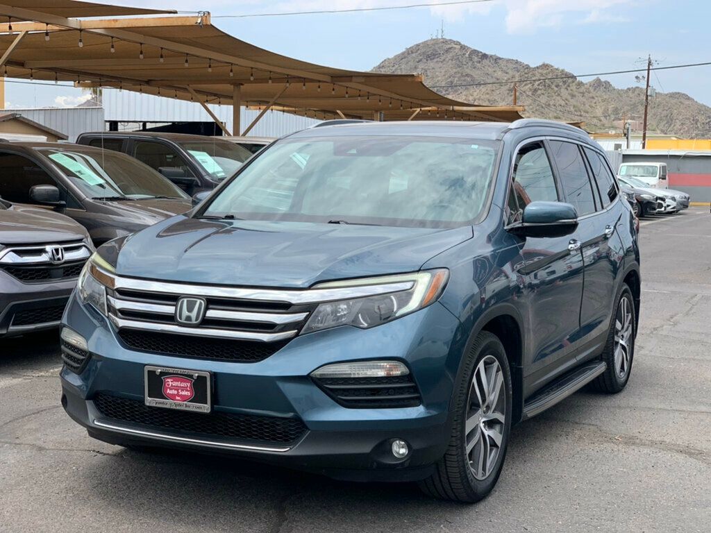 2017 Honda Pilot Touring photo 9