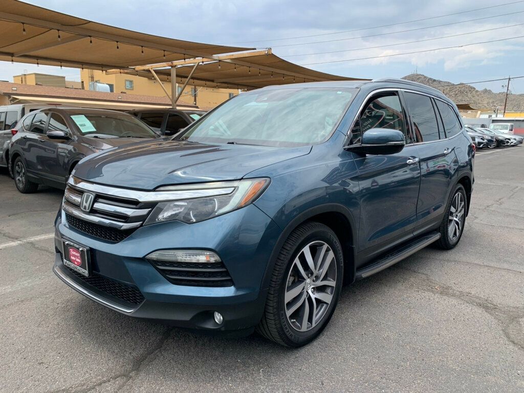 2017 Honda Pilot Touring photo 10
