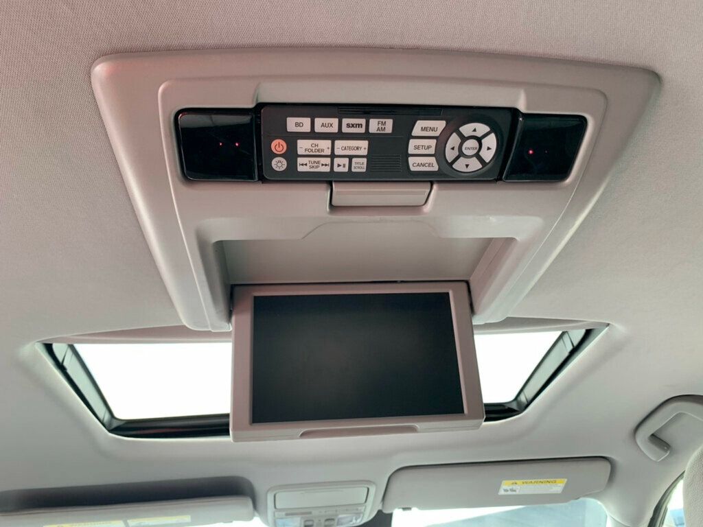 2017 Honda Pilot Touring photo 31