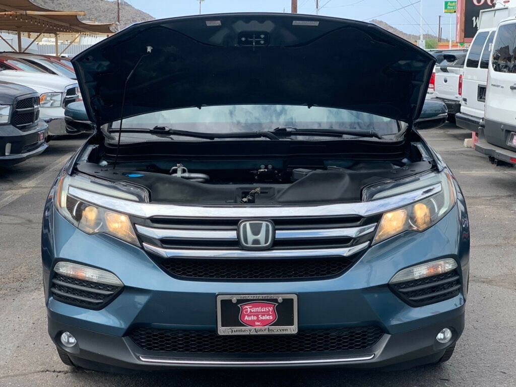 2017 Honda Pilot Touring photo 56