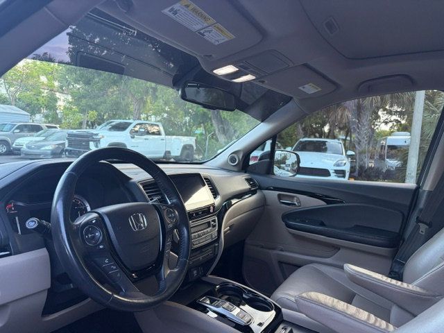 2017 Honda Pilot Touring 2WD - 23053839 - 3