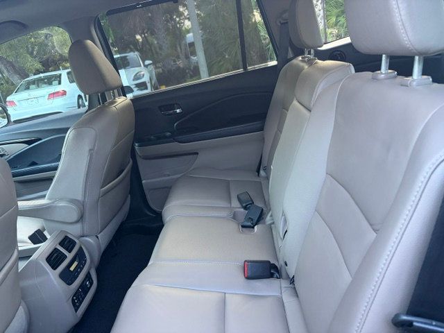 2017 Honda Pilot Touring 2WD - 23053839 - 7