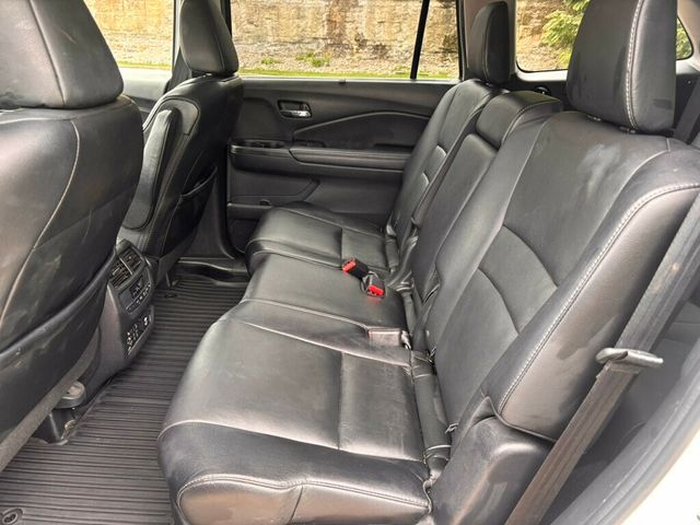 2017 Honda Pilot Touring 2WD - 23062119 - 14