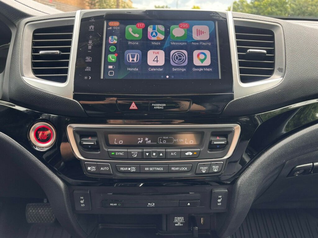2017 Honda Pilot Touring 2WD - 23062119 - 29