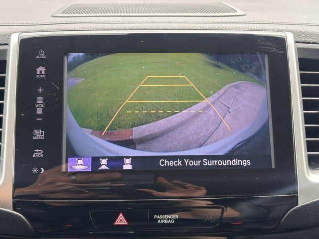 2017 Honda Pilot Touring 2WD - 23062119 - 32