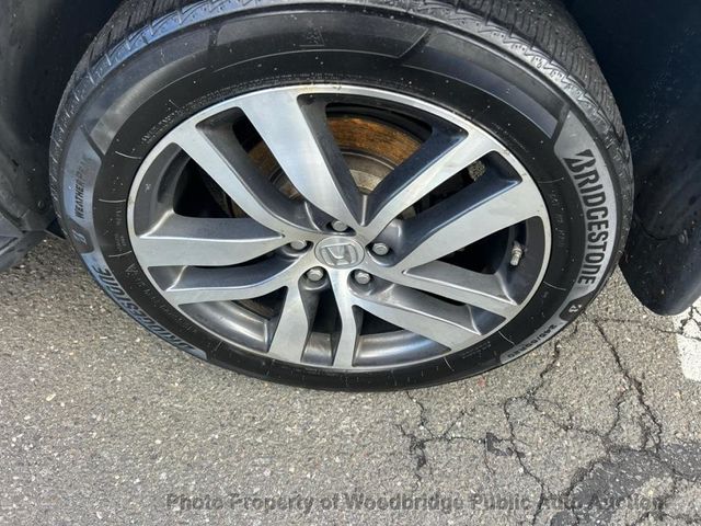 2017 Honda Pilot Touring AWD - 22945443 - 16