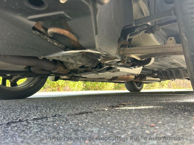 2017 Honda Pilot Touring AWD - 22945443 - 17