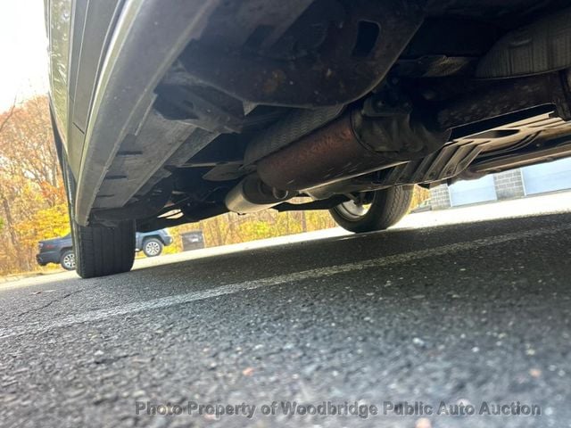 2017 Honda Pilot Touring AWD - 22945443 - 18