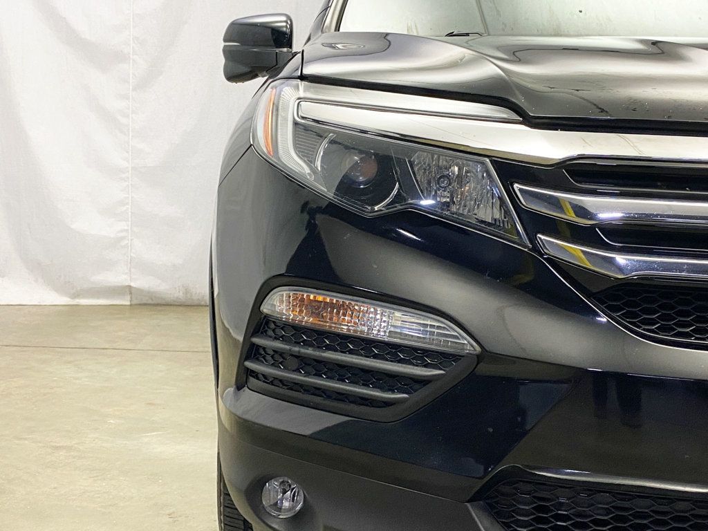 2017 Honda Pilot Touring AWD - 22948243 - 11