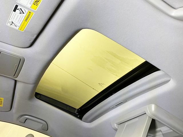 2017 Honda Pilot Touring AWD - 22948243 - 42