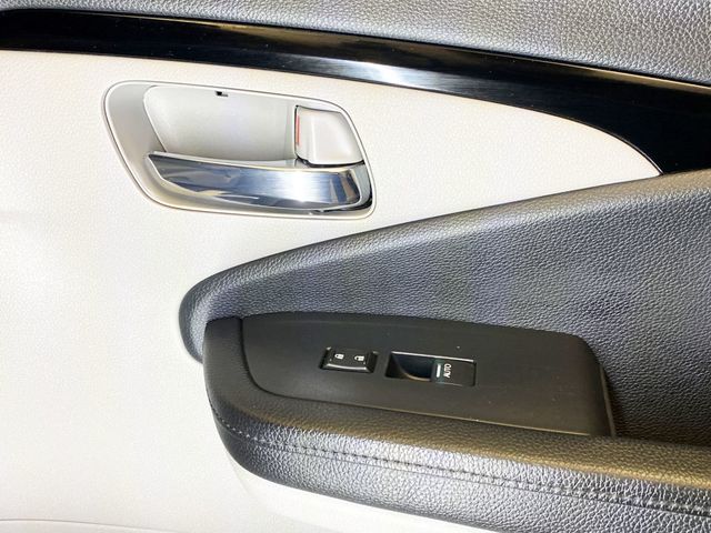 2017 Honda Pilot Touring AWD - 22948243 - 44