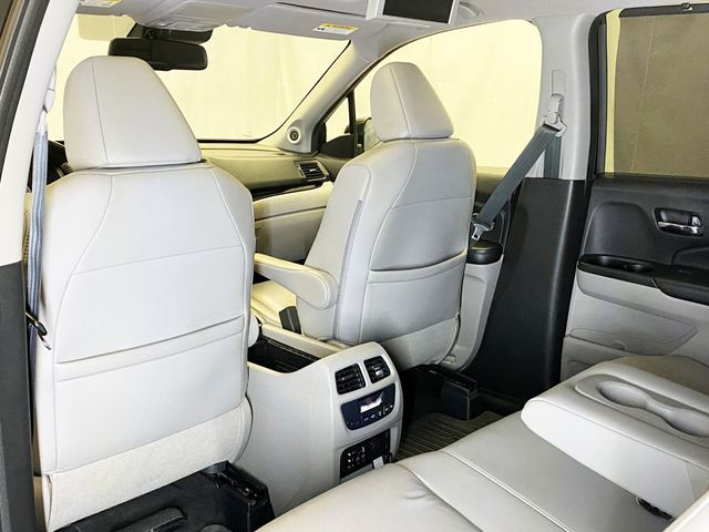 2017 Honda Pilot Touring AWD - 22948243 - 55