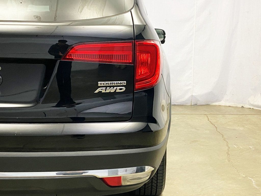 2017 Honda Pilot Touring AWD - 22948243 - 6