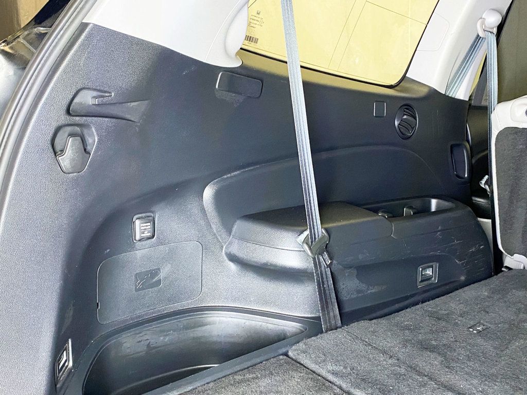 2017 Honda Pilot Touring AWD - 22948243 - 70