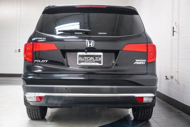 2017 Honda Pilot Touring AWD - 23078863 - 37