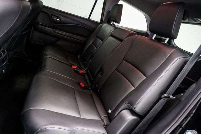 2017 Honda Pilot Touring AWD - 23078863 - 8