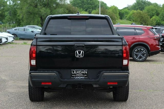 2017 Honda Ridgeline Black Edition's photo