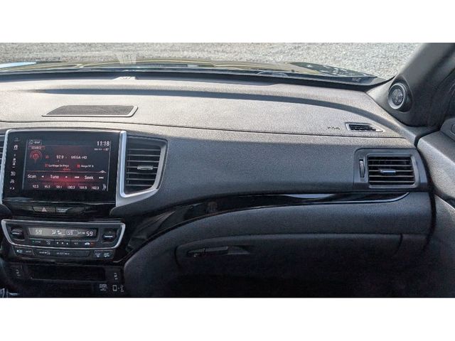 2017 Honda Ridgeline Black Edition 4x4 Crew Cab - 22935220 - 28