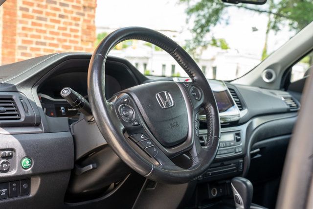 2017 Honda Ridgeline LocalTrade/RTL-T/4WD/HeatedLeatherSeats/HondaSideLink/BackupCam - 23048982 - 18
