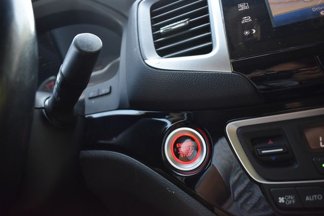 2017 Honda Ridgeline RTL-E 4x4 Crew Cab - 23011915 - 20