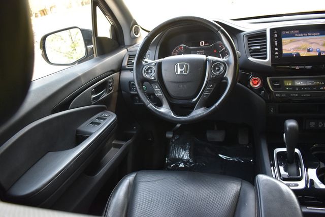 2017 Honda Ridgeline RTL-E 4x4 Crew Cab - 23011915 - 31