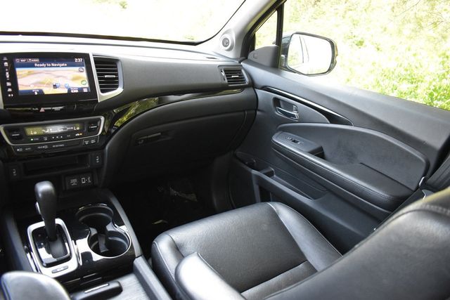 2017 Honda Ridgeline RTL-E 4x4 Crew Cab - 23011915 - 33